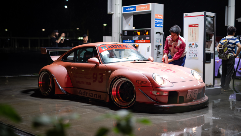 Illustration for article titled I Drove Through A Japanese Typhoon With A Dozen RWB Porsches